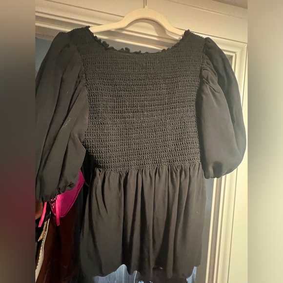 Tuckernuck smocked top - Picture 2 of 2